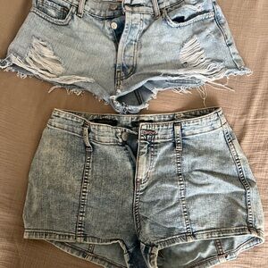 Stylish Blue Denim Women Shorts